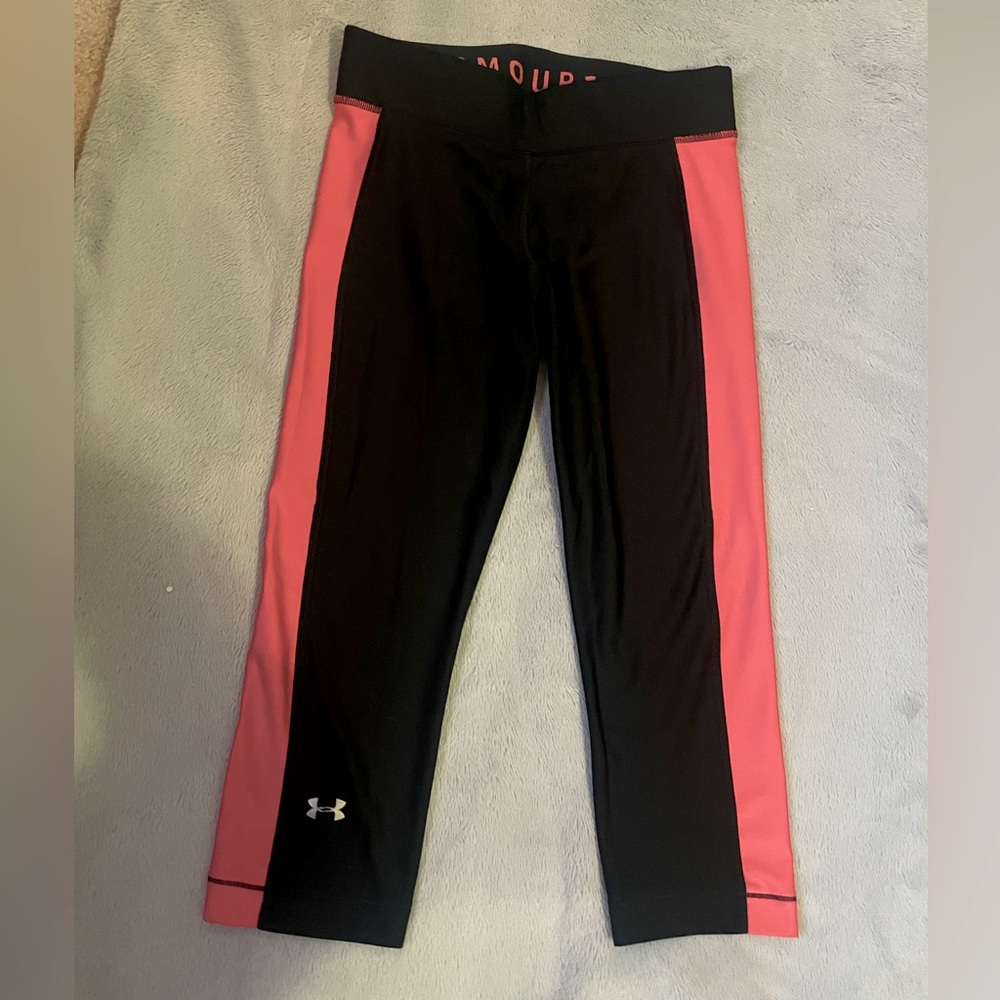 Under Armour Cropped Leggings Hot Neon Pink Stripes